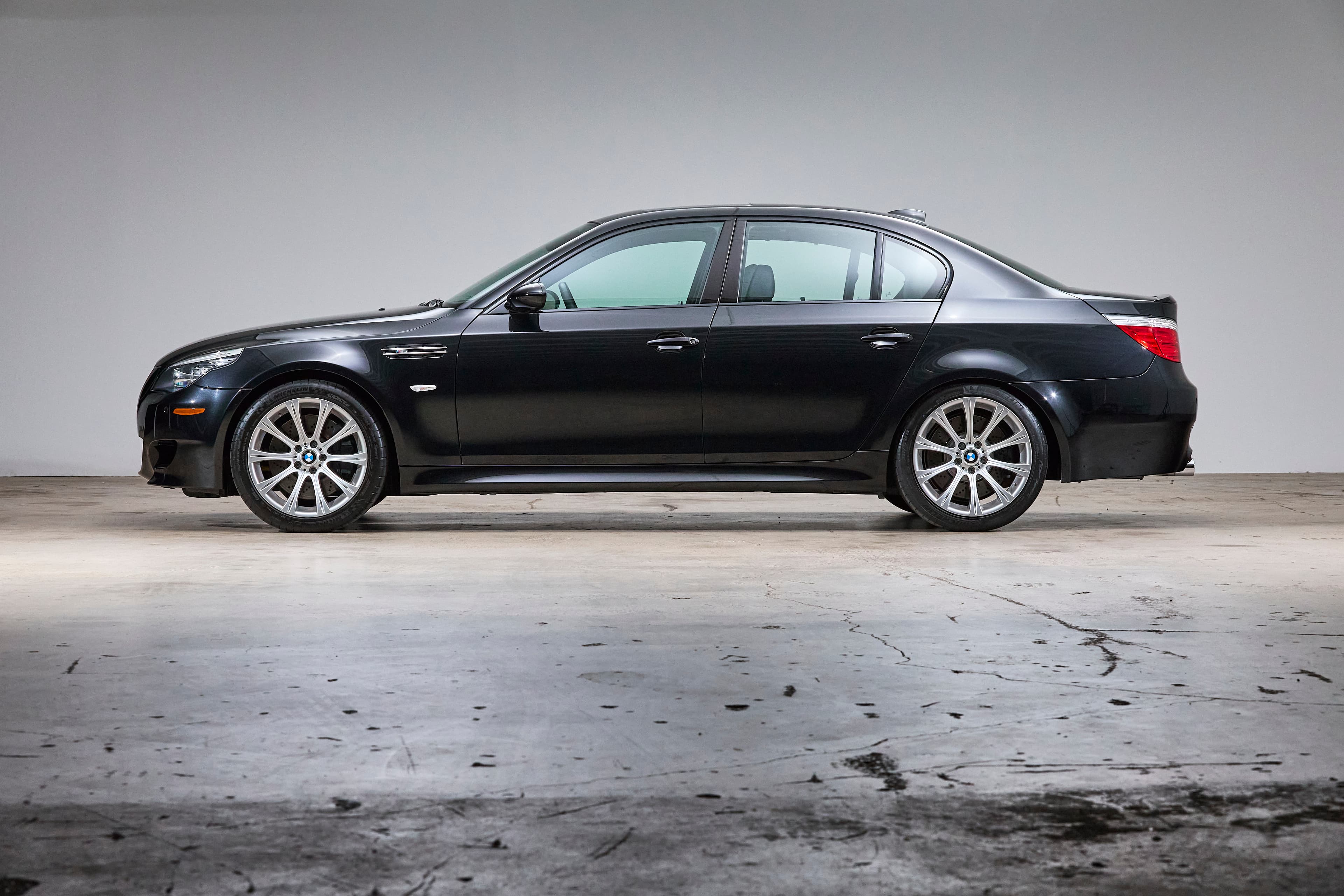 2008 BMW E60 M5 - Image 9