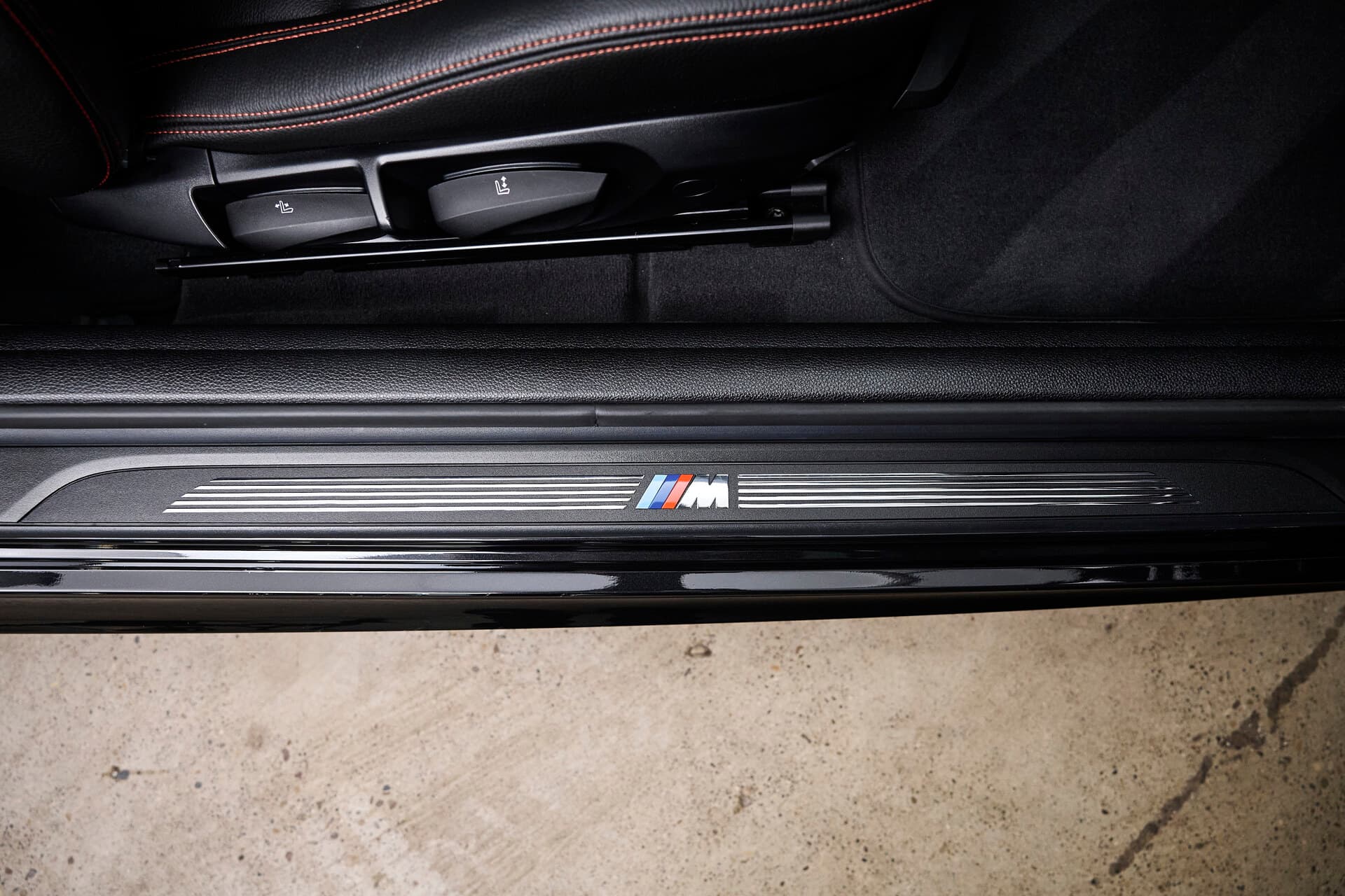 2011 BMW E82 1M - Image 89