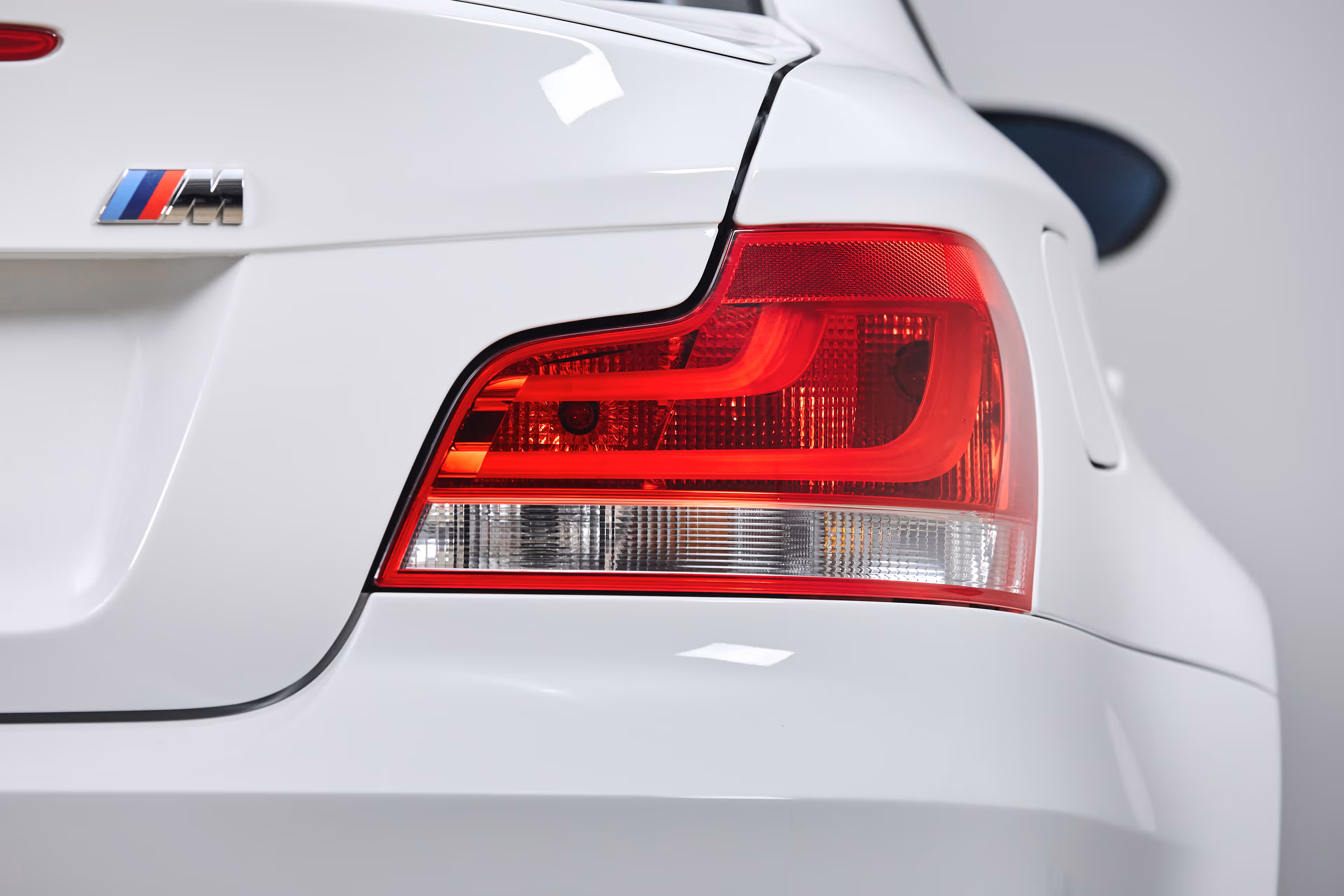 2011 BMW E82 1M - Image 22