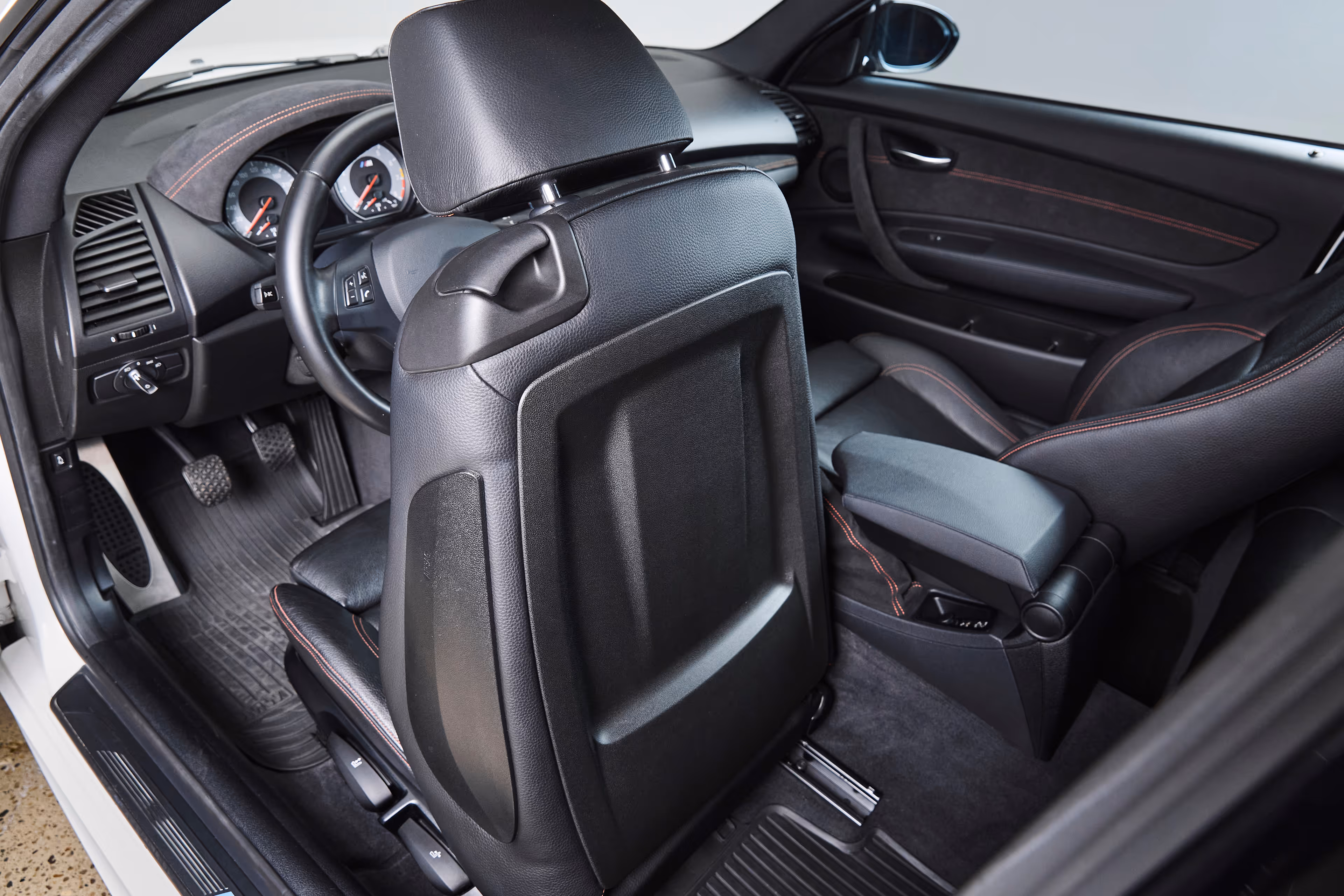 2011 BMW E82 1M - Image 57