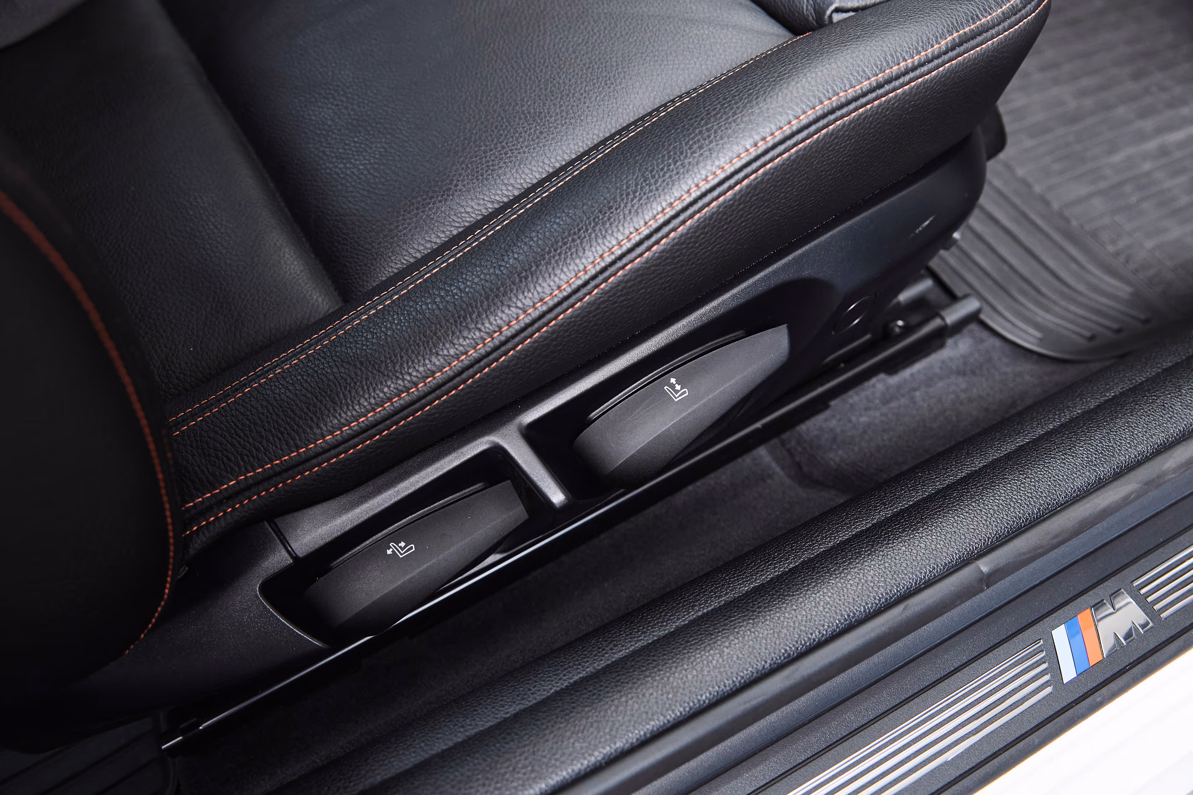 2011 BMW E82 1M - Image 62