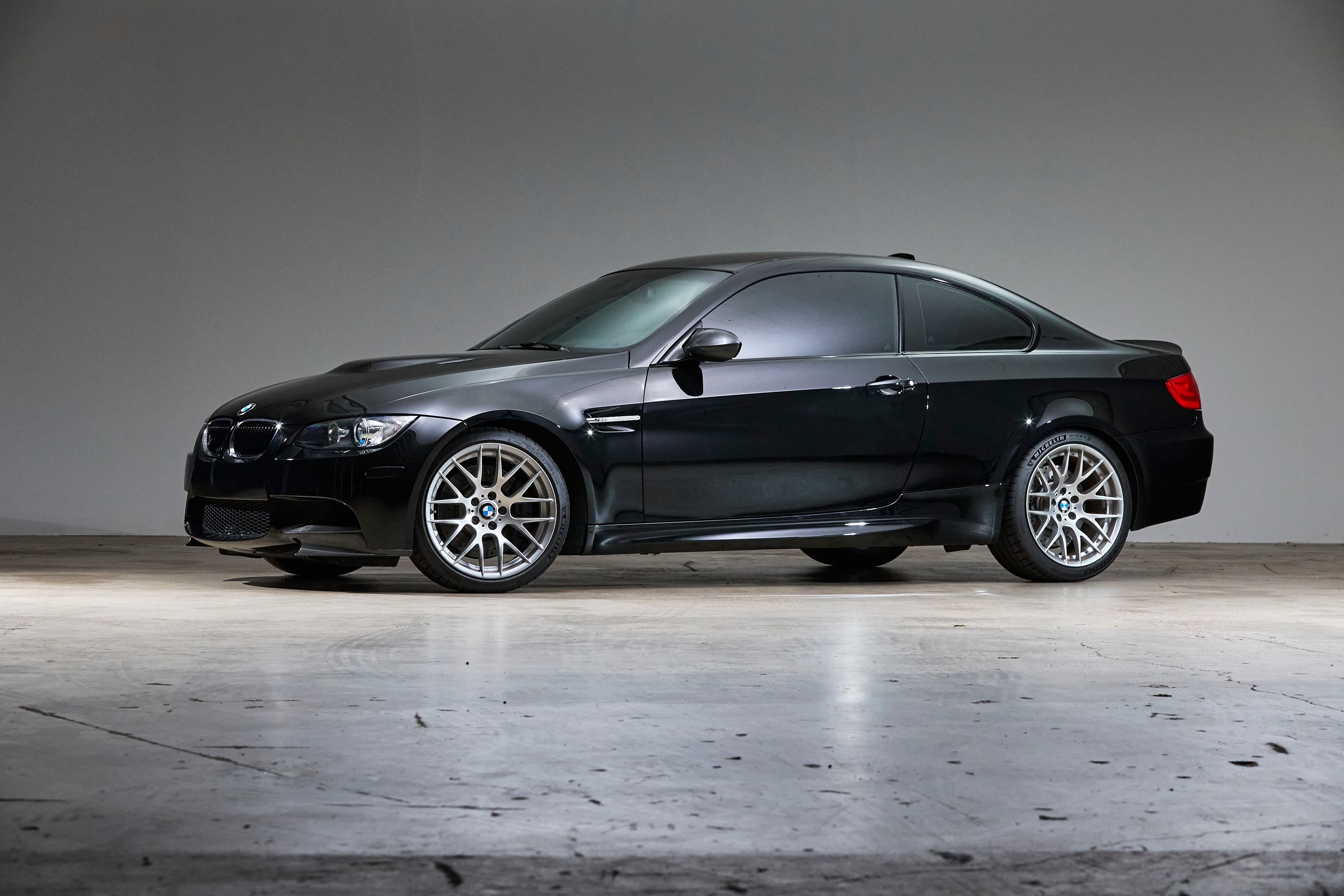 2011 BMW E92 M3 - Image 2