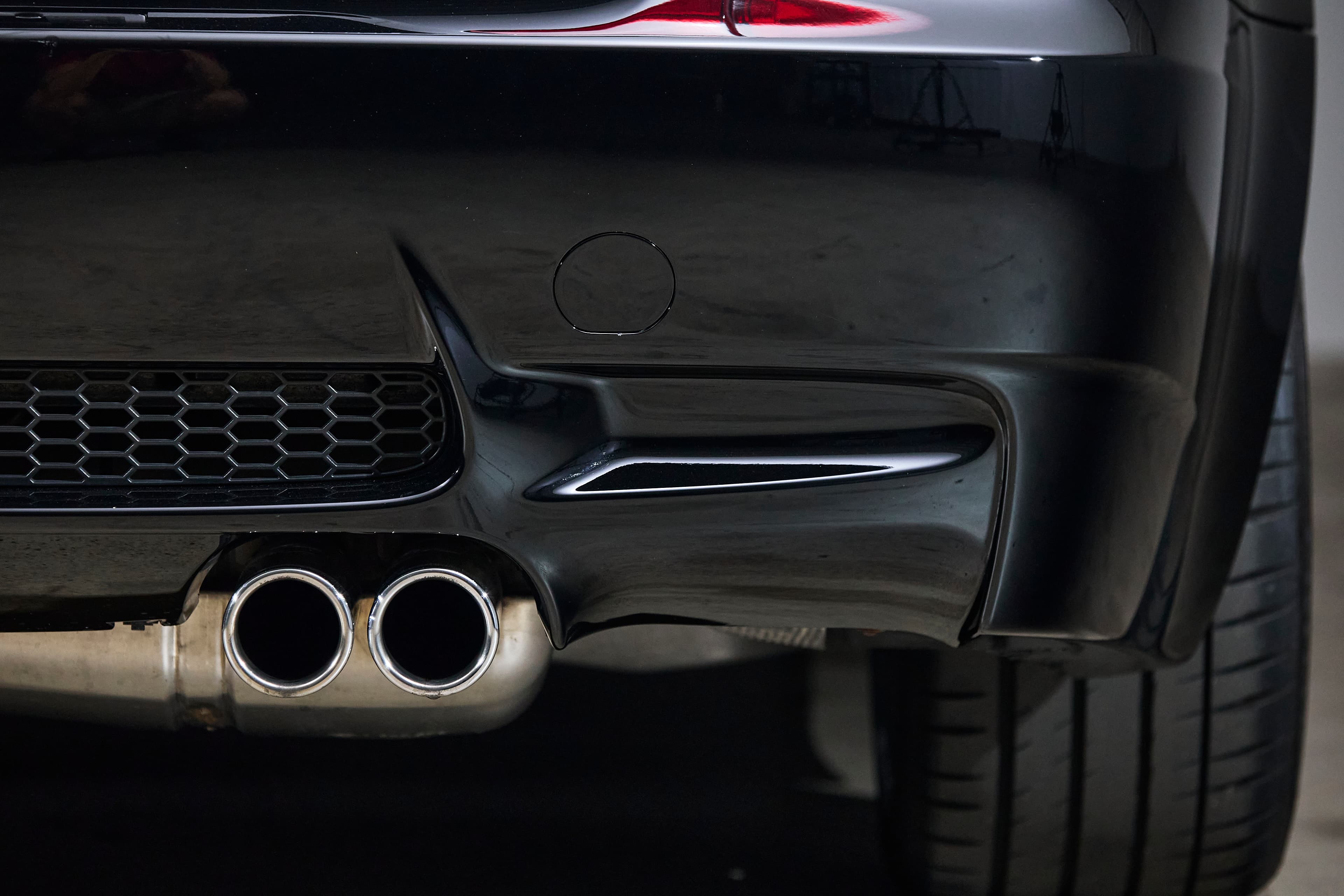 2011 BMW E92 M3 - Image 20