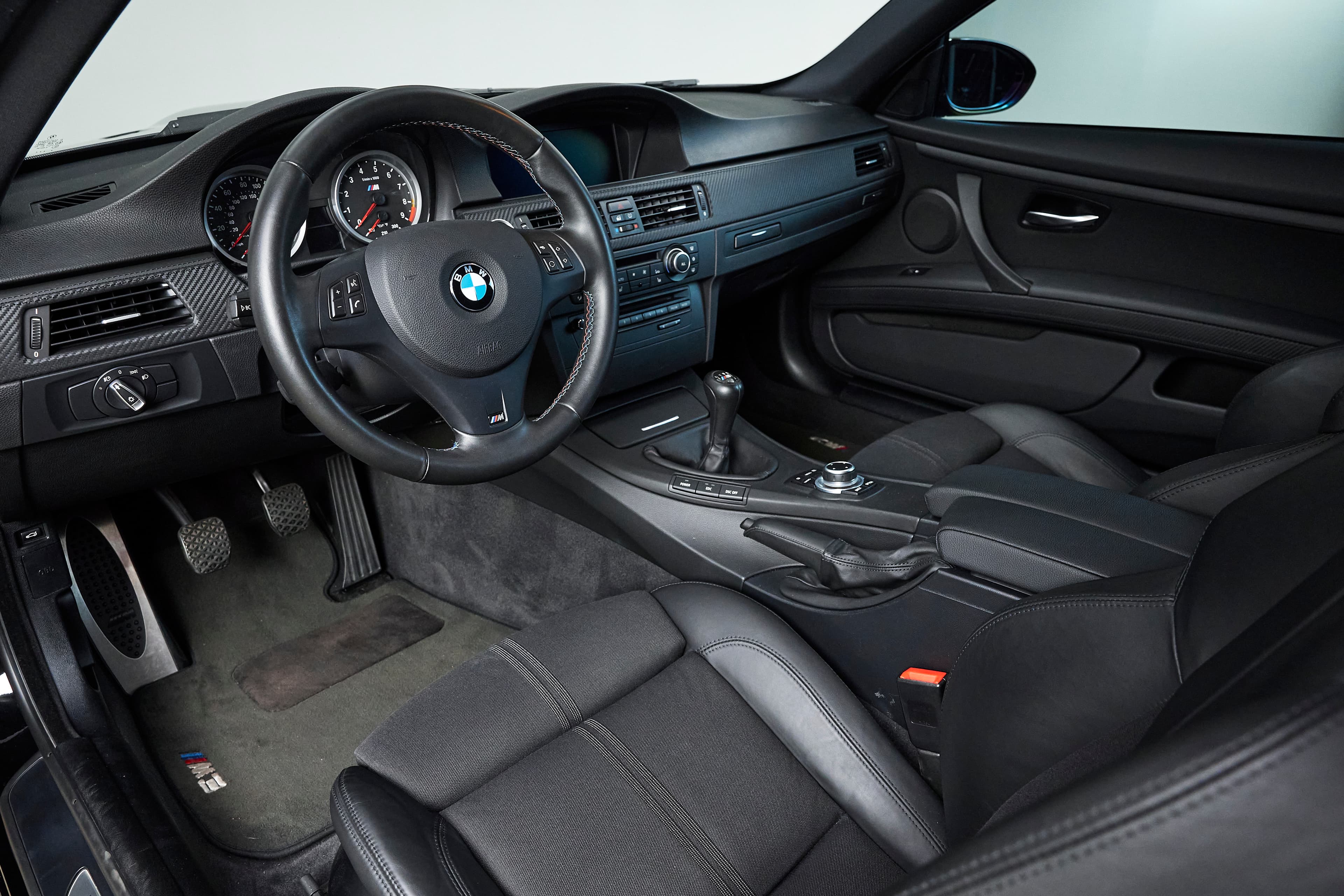 2011 BMW E92 M3 - Image 47