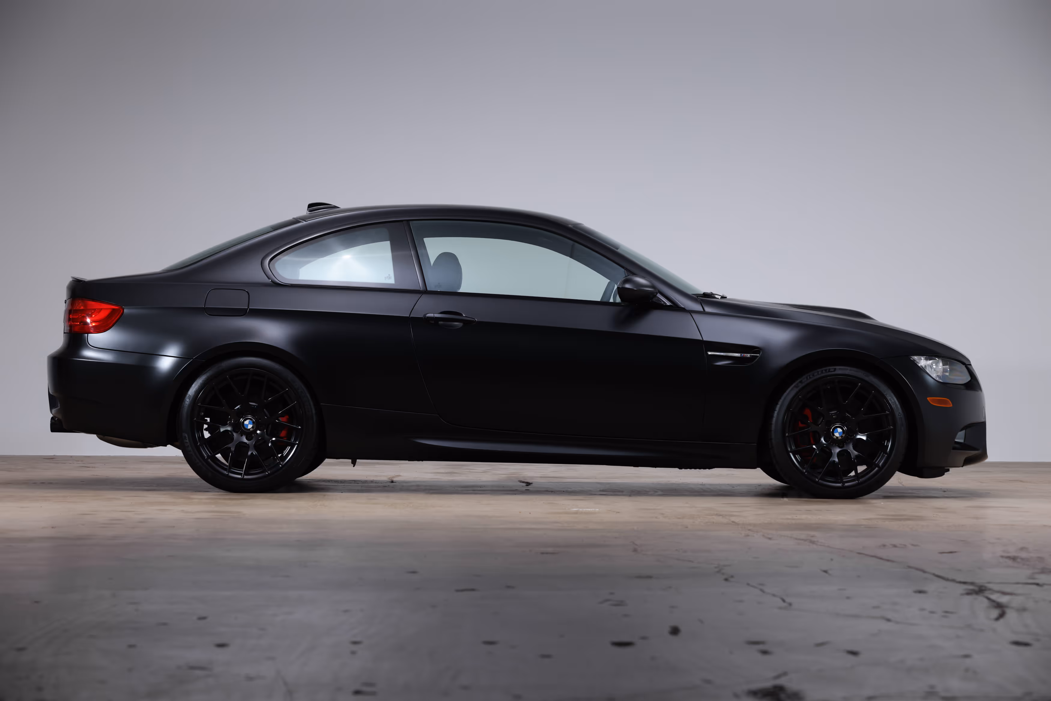 2011 BMW E92 M3 - Image 4