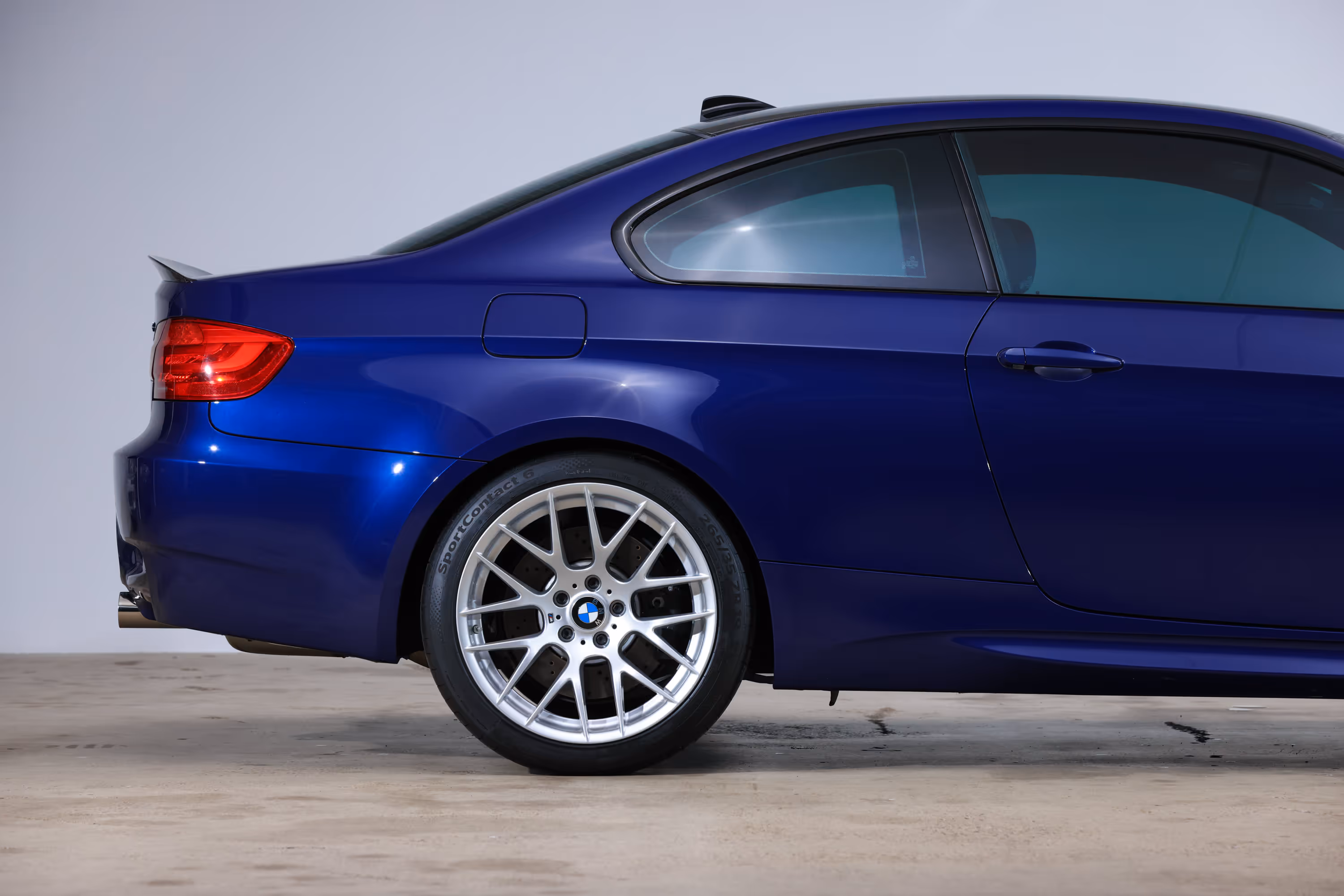 2011 BMW E92 M3 ZCP - Image 12