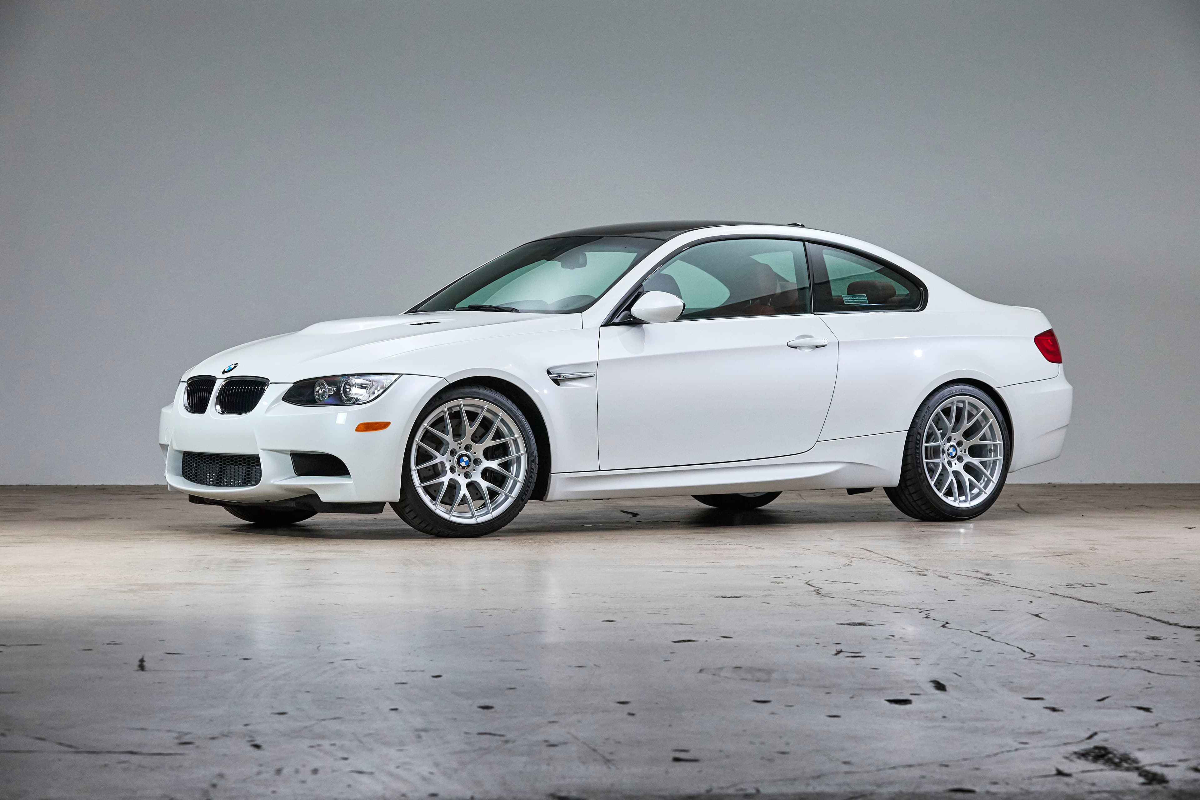 2013 BMW E92 M3 - Image 2