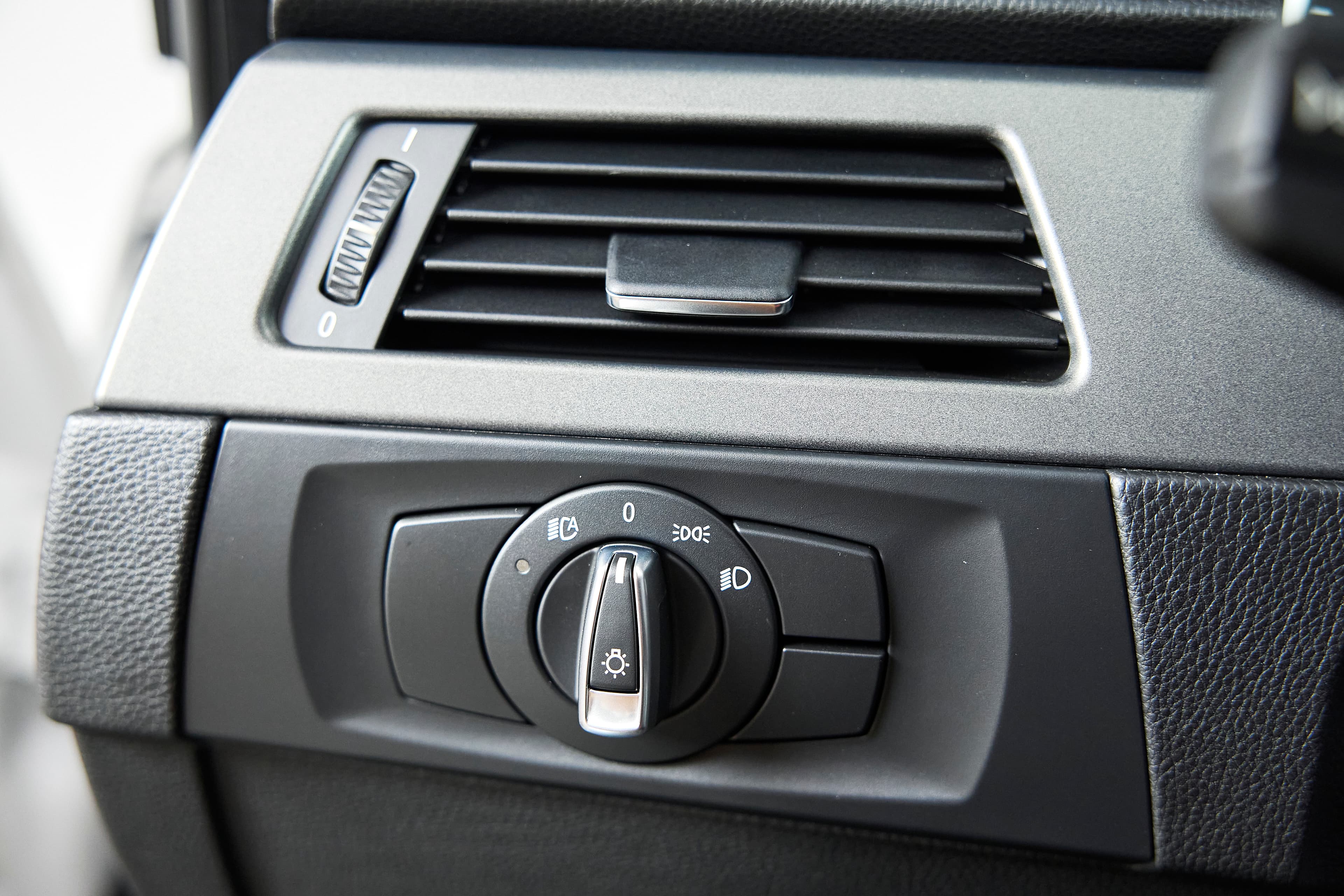 2013 BMW E92 M3 - Image 52