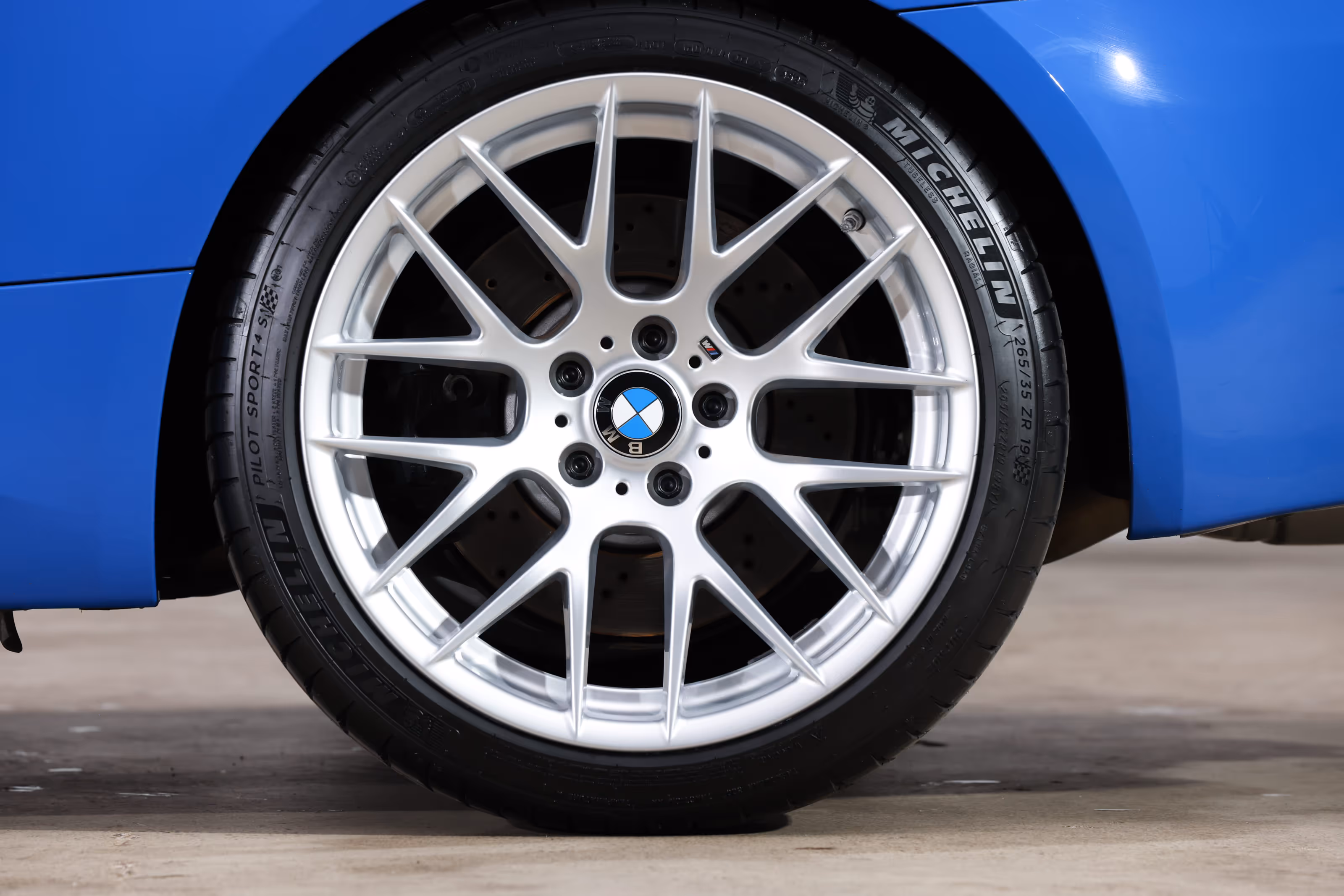 2013 BMW E92 M3 - Image 30
