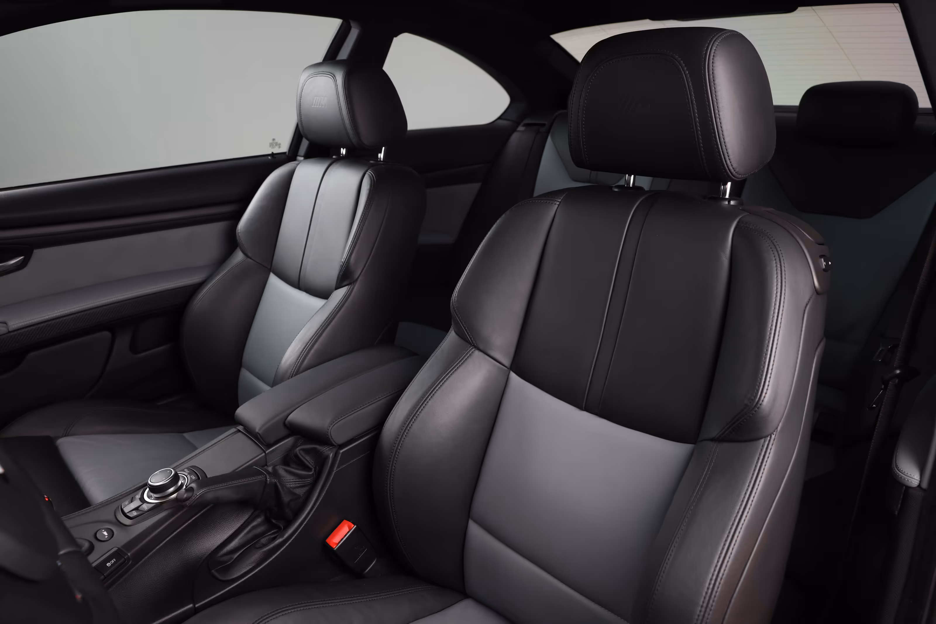 2013 BMW E92 M3 - Image 49