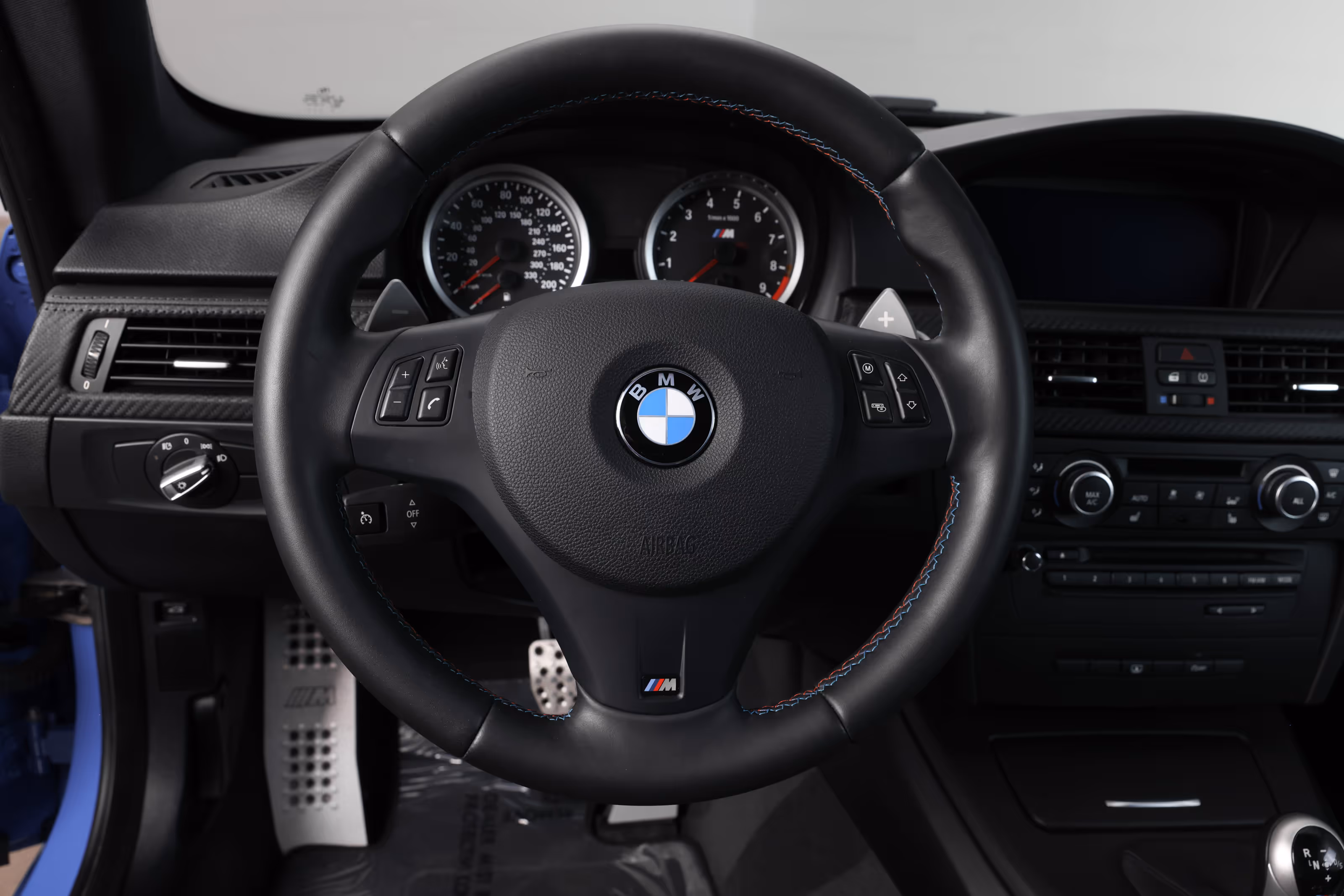2013 BMW E92 M3 - Image 36