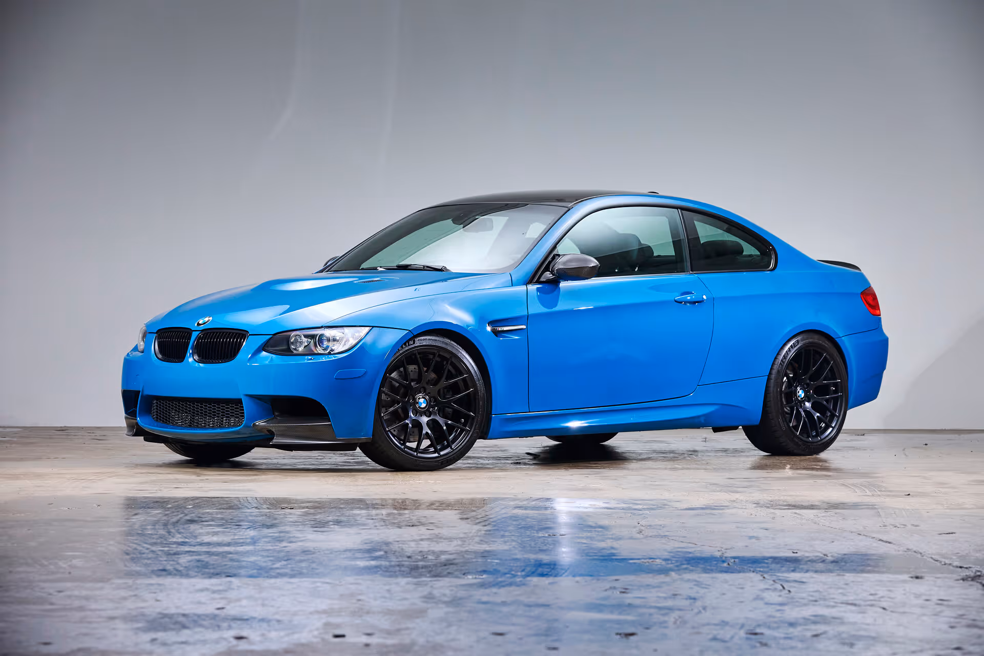 2013 BMW E92 M3 - Image 2