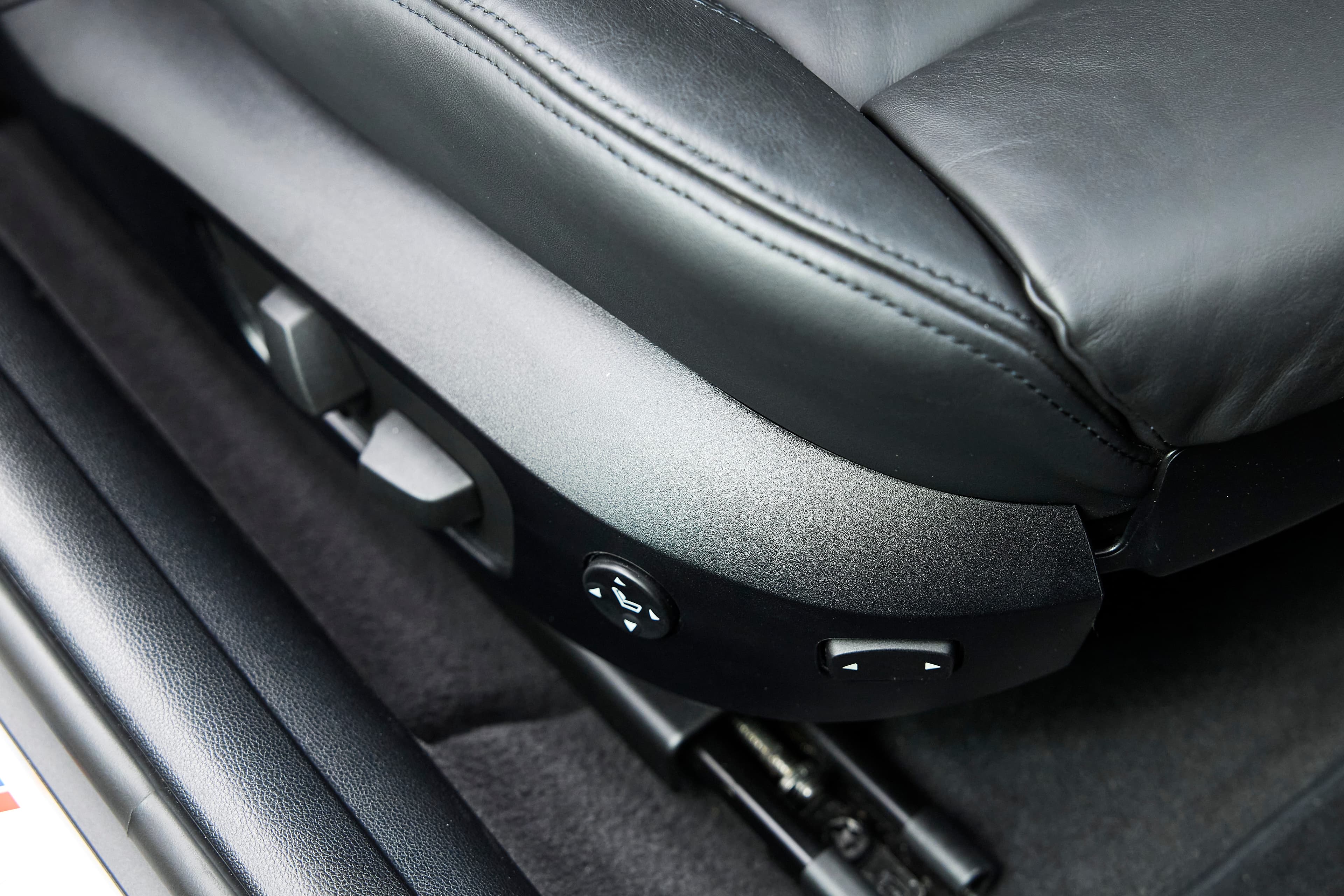 2013 BMW E92 M3 - Image 77