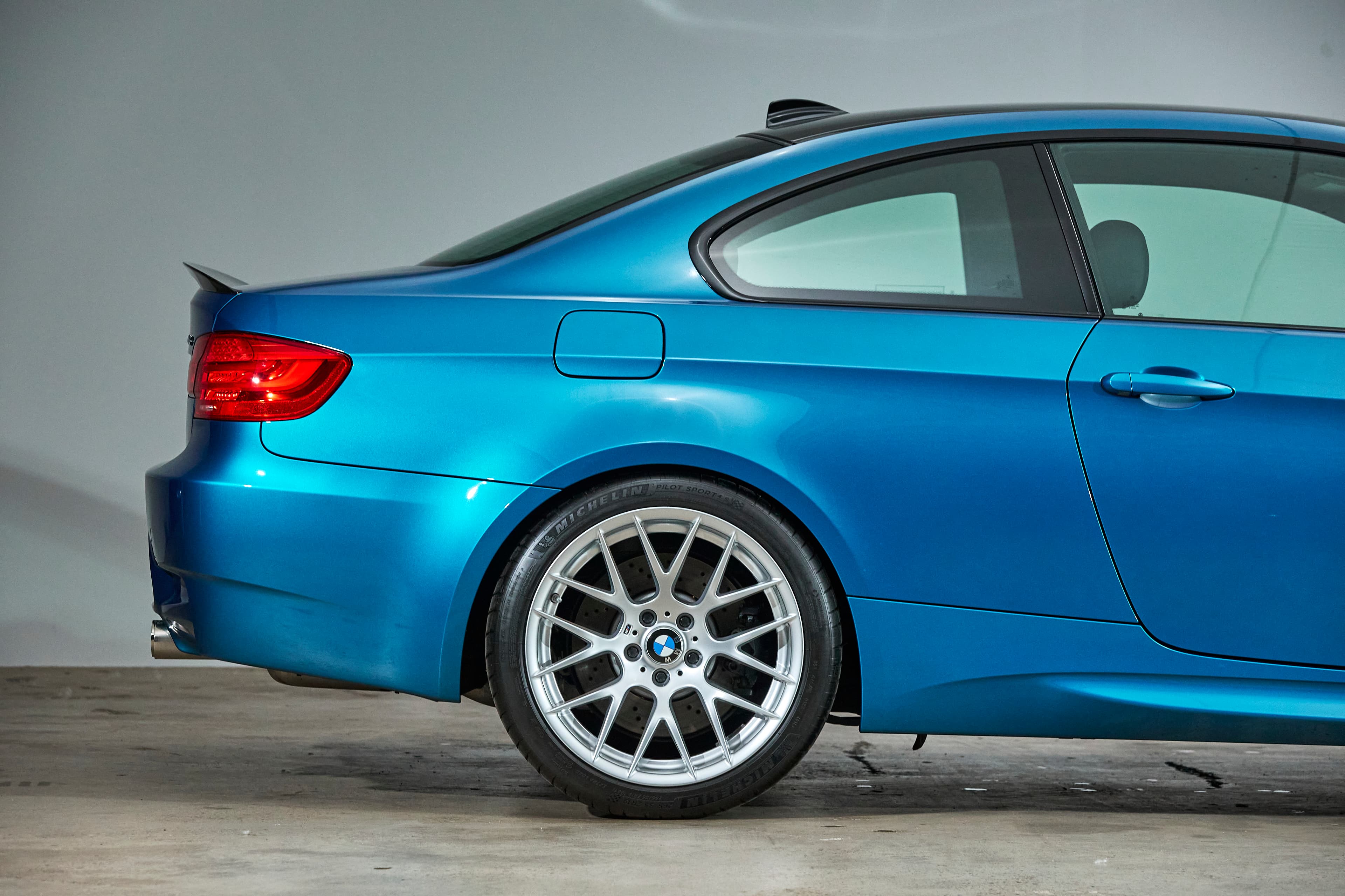 2013 BMW E92 M3 - Image 26